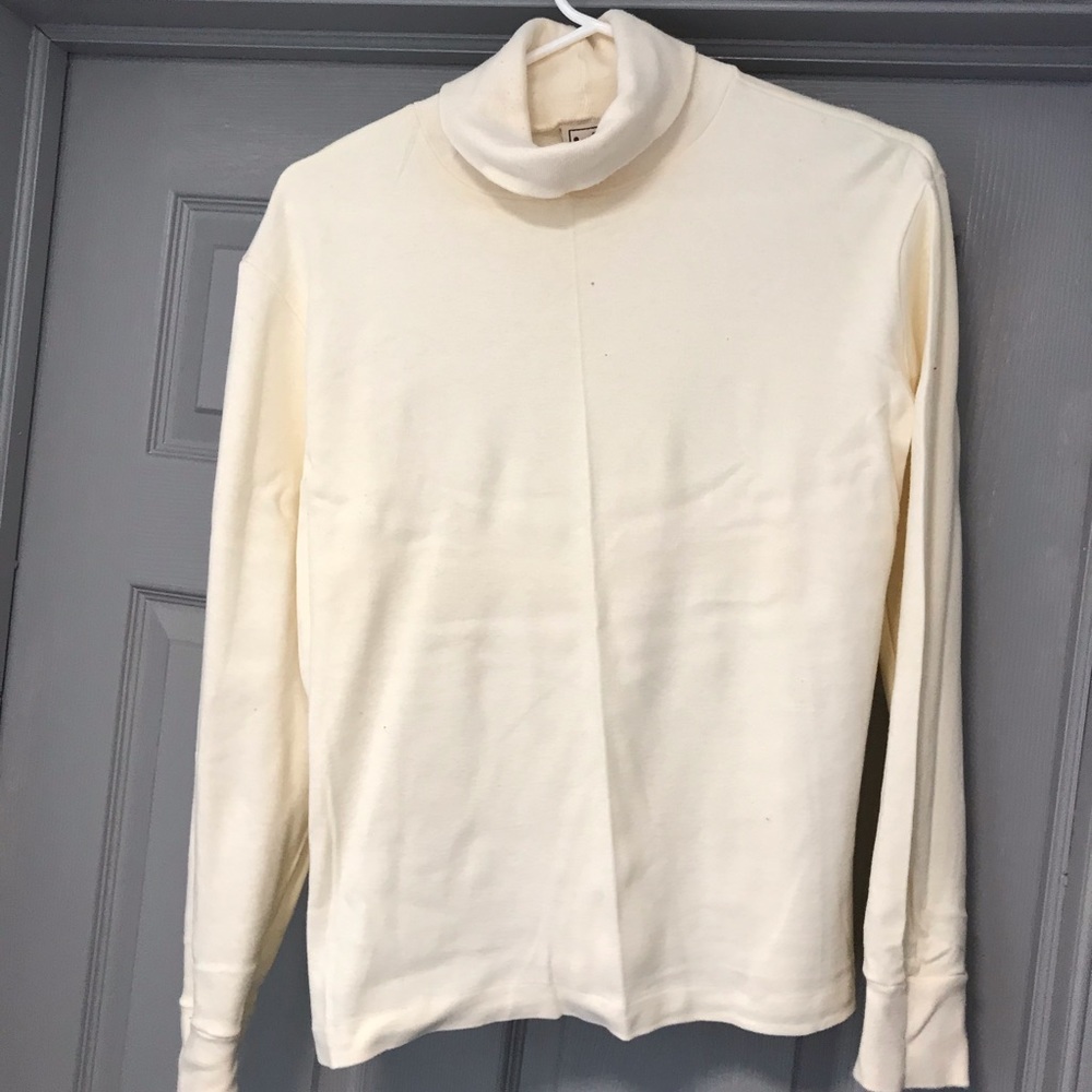 💞Creme Turtleneck. MUST BUNDLE
